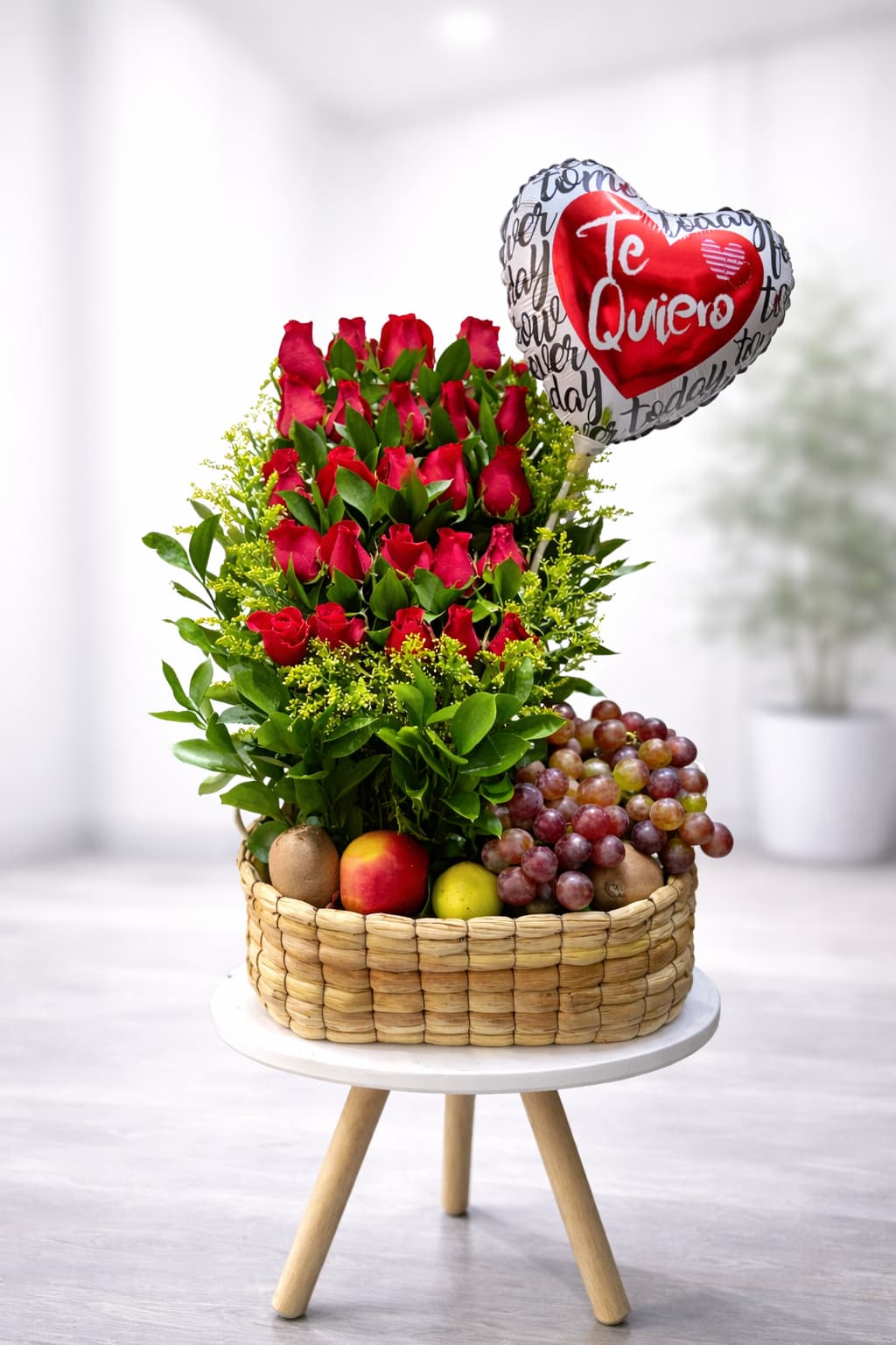 Frutero + 25 Rosas